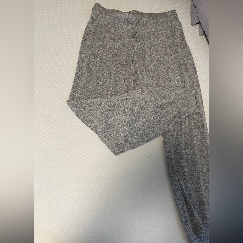 Sweatpants - Picture 2 of 5